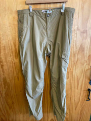 Size 42x34 Mountain Khakis Men's Pants